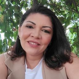 Dra. Andréia Gomes Floriano