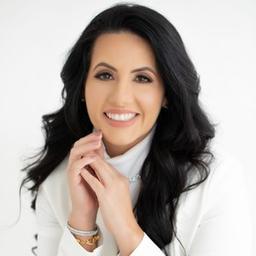 Dra. Janaína Zavitoski